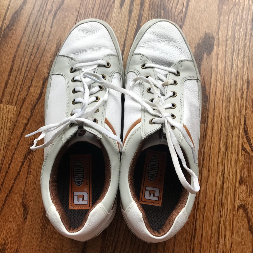 Men's white leather FJ Contour golf shoes size 11M